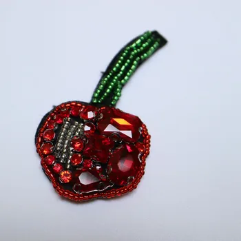 3pcs/lot DIY roșii cherry cu margele de Patch-uri brodate pentru Îmbrăcăminte coase pe stras fan parches Aplicatii Decor Insigna parche 0
